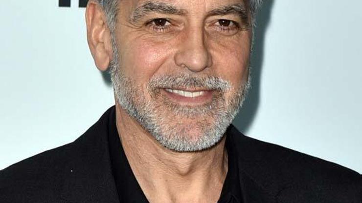 Rolü için 12 kilo veren George Clooney hastaneye kaldırıldı