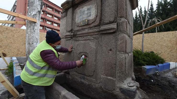 Tarihi çeşmeden mahkumlara ait kesici aletler zulası çıktı