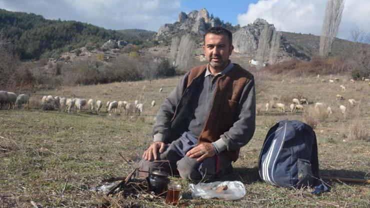 İstanbulda yöneticilik yapıyordu Koronavirüsten kaçtı, 9 aydır köyde yaşıyor