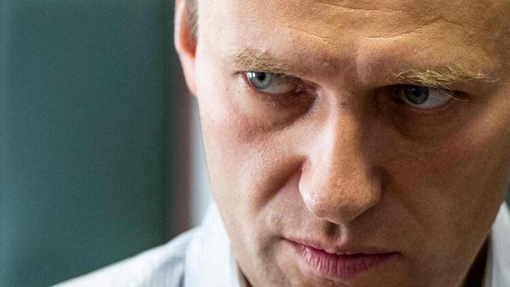 Aleksey Navalny terledi, kustu, yere yığıldı Yeni rapor ortaya çıktı
