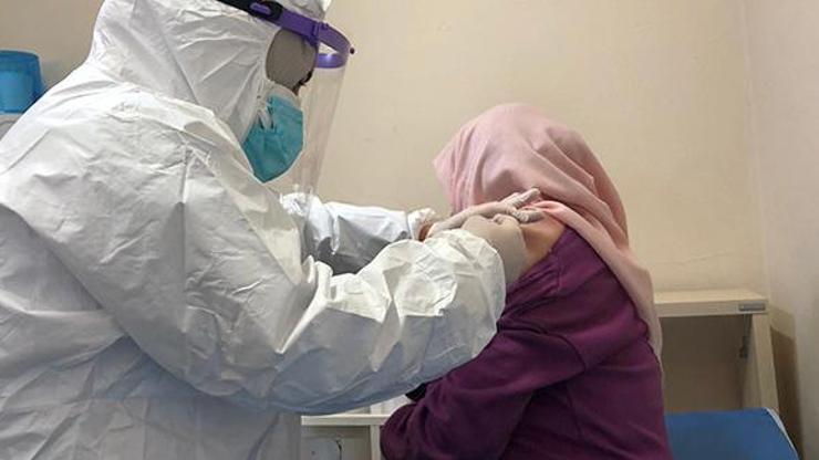 SON DAKİKA: Huzurevleri ve bakımevlerinde kalanlara koronavirüs aşısı yapılmaya başlandı