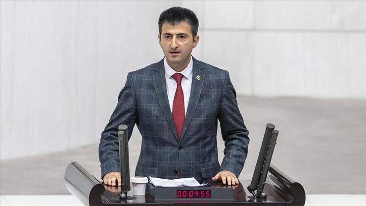 Mehmet Ali Çelebi kimdir İzmir Milletvekili CHP’den istifa etti