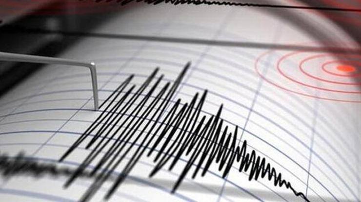 İranda 4,9 büyüklüğünde deprem