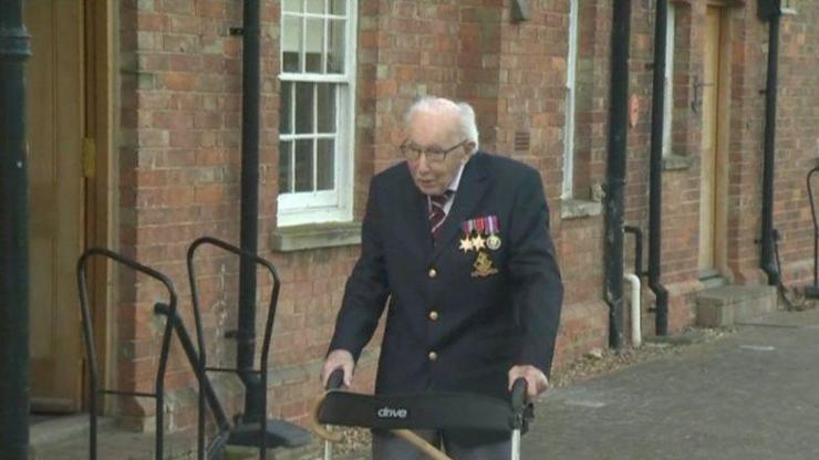 100 yaşındaki simge Yüzbaşı hayatını kaybetti