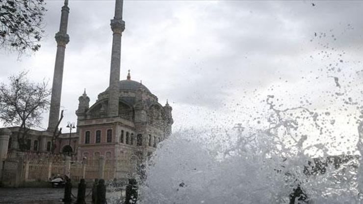 Meteorolojiden İstanbula sarı uyarı 75-88 kilometreye kadar çıkması bekleniyor...