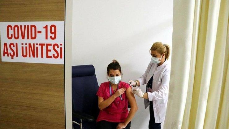 60 yaş üstü aşılama başladı mı, ne zaman MHRS ile aşı randevusu nasıl alınır Sağlık Bakanlığı aşı takvimi 2021