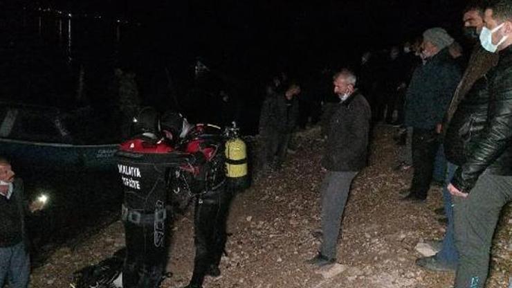 Malatyada barajda tekne alabora oldu: 1 kişi kayıp