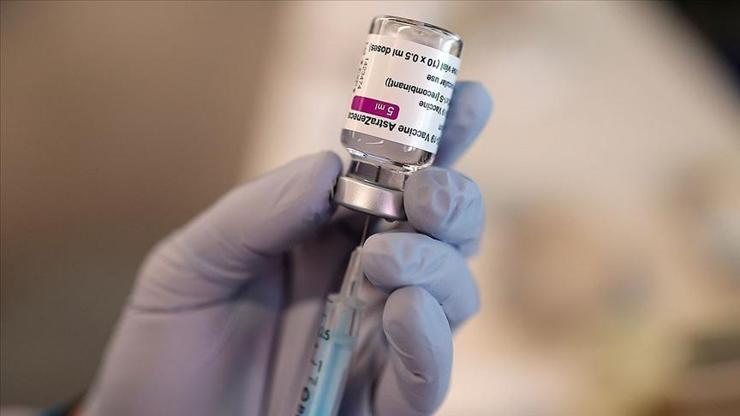 Hollanda, AstraZeneca aşısını 60 yaş altına uygulamama kararı aldı