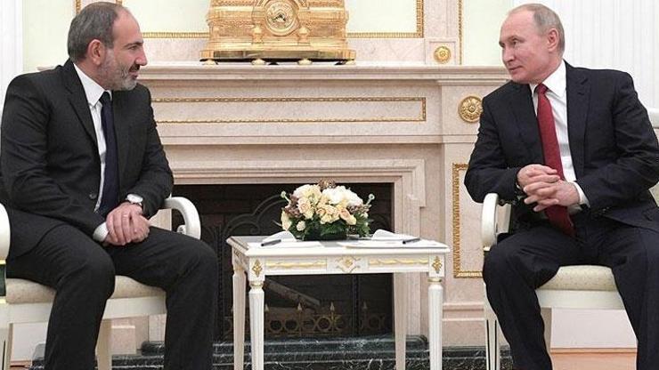 Putin, Paşinyan ile Moskova’da Karabağ konusunu görüştü