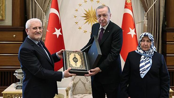 Cumhurbaşkanı Erdoğan, şehit Savcı Kirazın anne ve babasını kabul etti