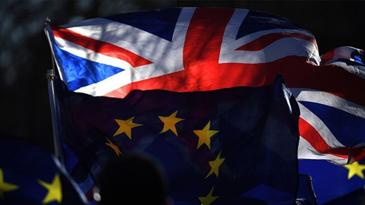 İngilterede Brexitin yankıları: ABye 1.2 trilyon euroluk geçiş