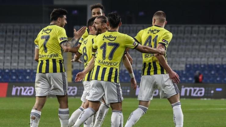 Fenerbahçe Harun Tekinle zirveye tutundu