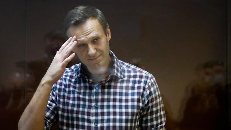 Son dakika... Durumu ağırlaşan Rus muhalif Navalny hastaneye sevk ediliyor