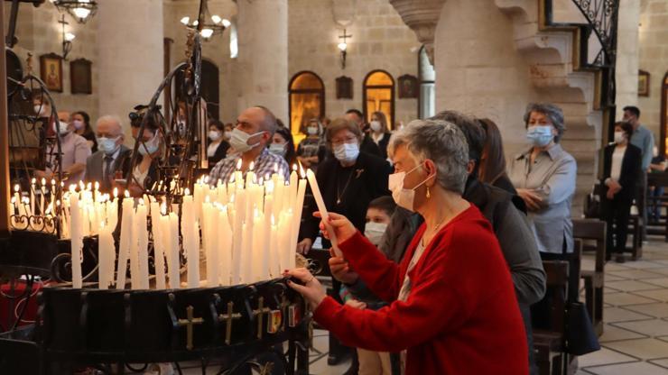 Hatayda, Hz. İsanın temsili cenaze töreni ayini düzenlendi