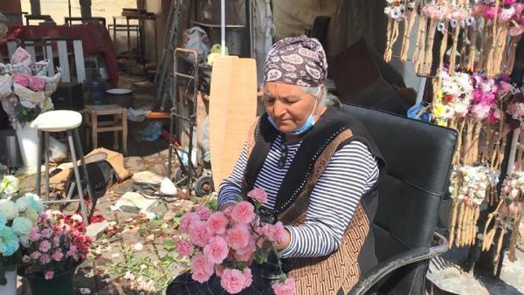 Taksim’in çiçekçileri, 4 yıl sonra taşındı