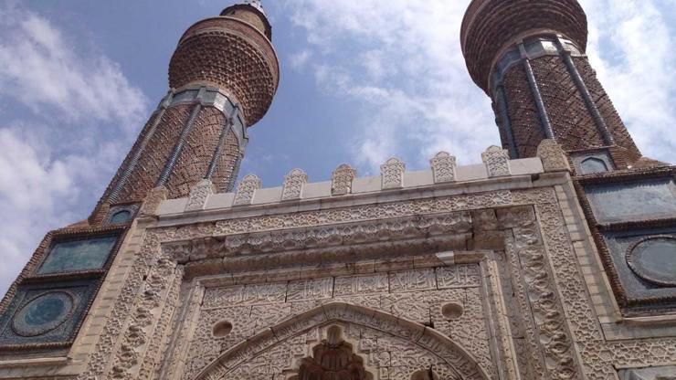 Sivas bayram namazı saat kaçta 13 Mayıs Diyanet Sivas bayram namazı saati ne zaman