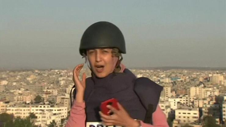Gazzede haber yapan ekip dehşet dolu anlar yaşadı