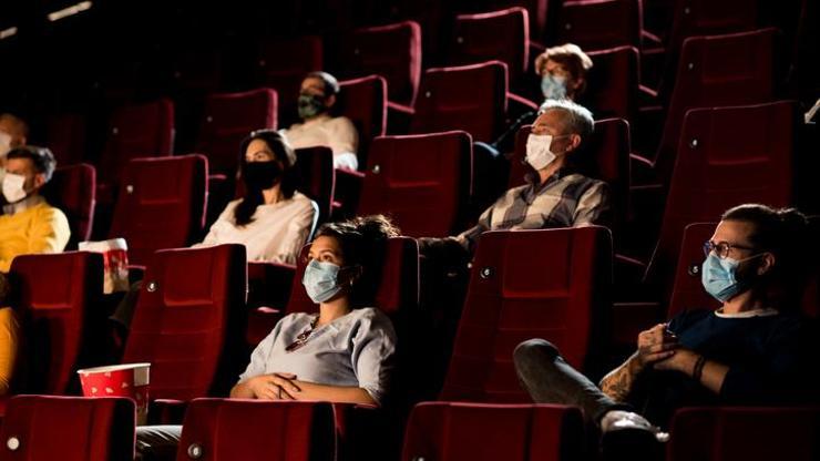 Koronavirüste normalleşme için 2 kritik tarih: Sinema, konser, tiyatro için yeni sistem