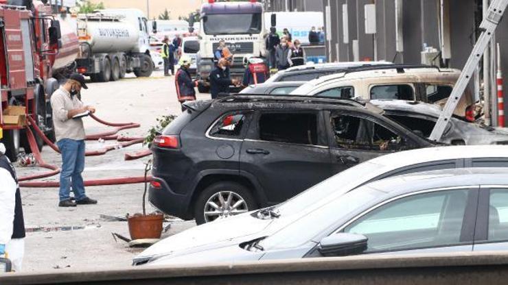 Ankaradaki yangında 20den fazla iş yeri ile 14 araç zarar gördü