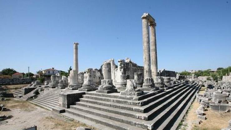 Apollon Tapınağı Nerede, Nasıl Gidilir Apollon Tapınağı Tarihi Ve Özellikleri...