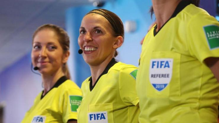 Son dakika... Stephanie Frappart Türkiye-İtalya maçıyla tarihe geçecek