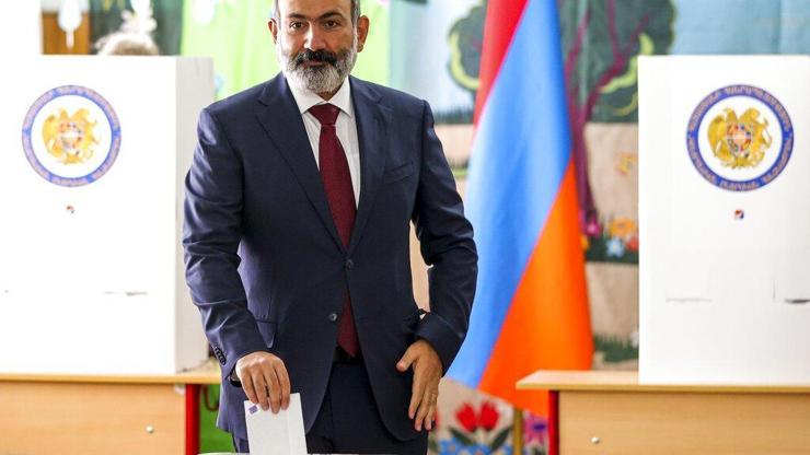 Ermenistan’daki seçimi Paşinyan’ın partisi kazandı