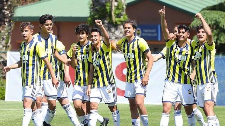 Fenerbahçe 6 golle yarı finalde