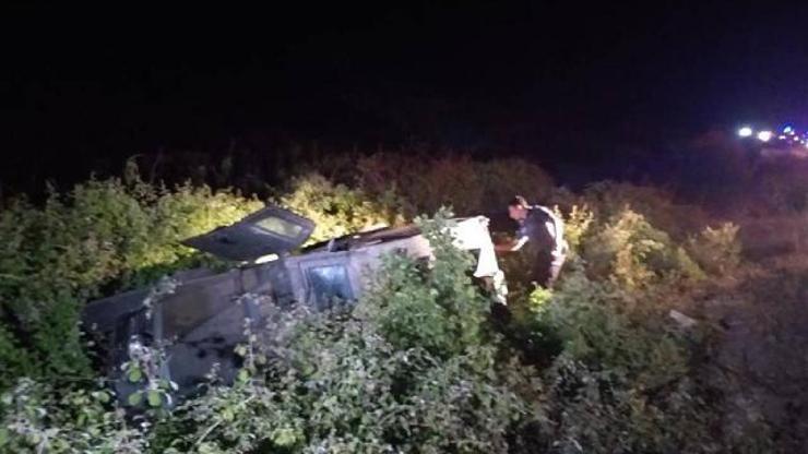 Sivasta askeri araç devrildi: 3 yaralı
