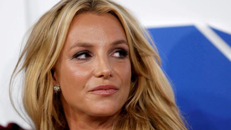Britney Spearstan ailesine sert tepki: Ben boğulurken elinizi uzattınız mı
