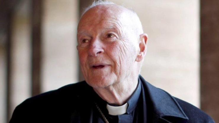 Eski kardinale cinsel taciz davası