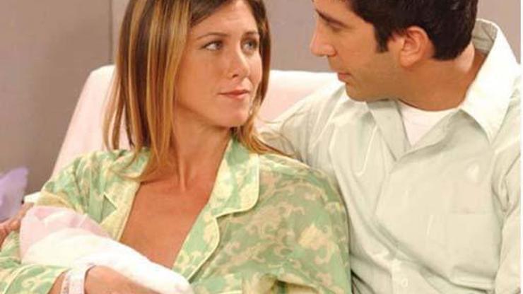 Bomba iddia: Friends yıldızları Jennifer Aniston ve David Schwimmer sevgili mi