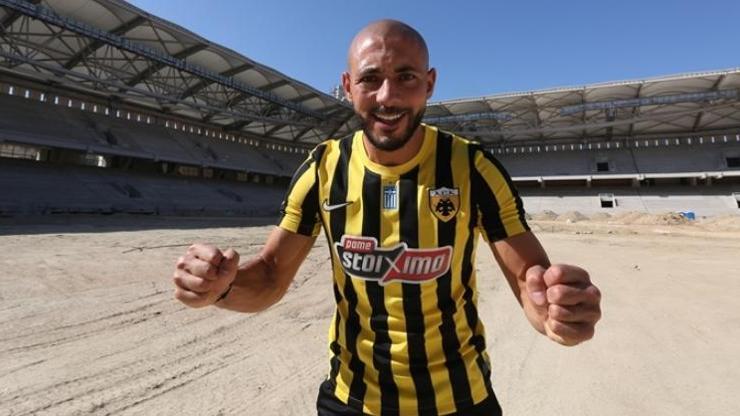 Nordin Amrabat AEKya imza attı