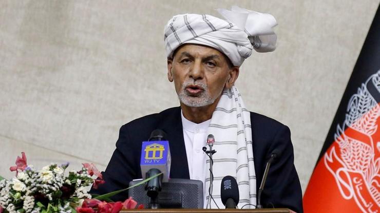Servetini unutmadı: Rusyadan Afgan lider Gani bir helikopter dolusu parayla kaçtı iddiası