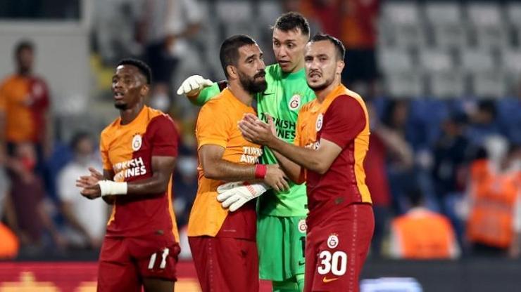 Galatasaraydan Başakşehir ve Kasımpaşaya teşekkür