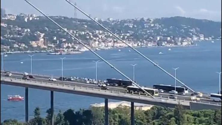 Köprüde metrobüs arızası