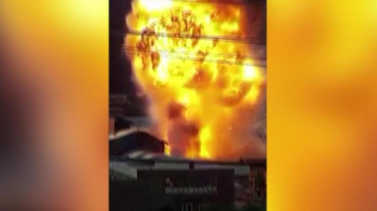 Bolivyada art arda patlamalar