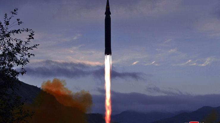Kuzey Koreden yeni tip hipersonik füze denemesi