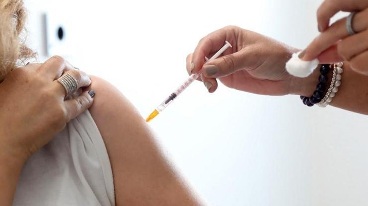 Bir gruba daha koronavirüs uyarısı: Eğer aşı olmazsanız...