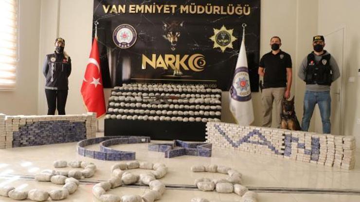 İrandan atlarla getirilen 383 kilo eroin ele geçirildi