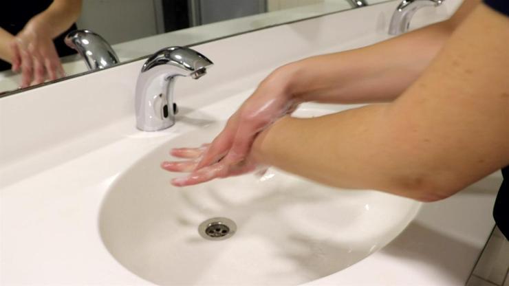 6 adımda doğru el yıkama tekniği