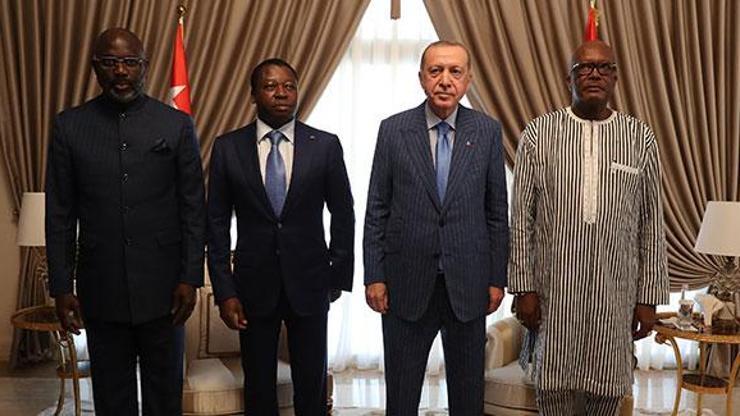 Cumhurbaşkanı Erdoğan, Togoda üç Afrika ülkesinin liderleriyle bir araya geldi