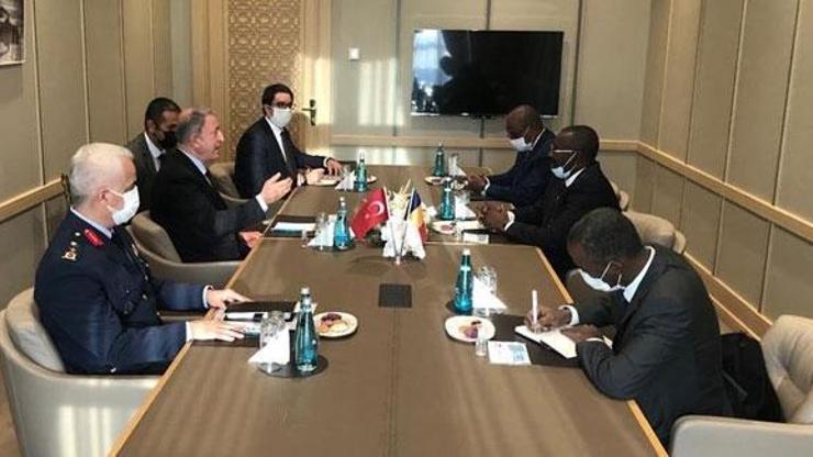 Bakan Akar, Çad Milli Savunma ve Gaziler Bakanı ile görüştü
