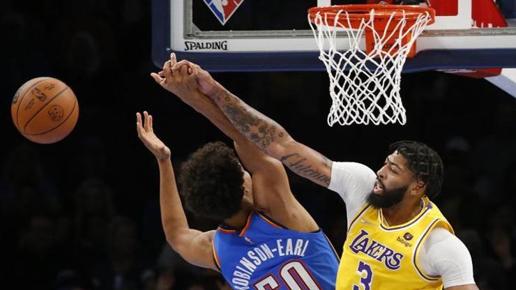 Thunder, 26 sayı geriden gelip Lakersı yendi