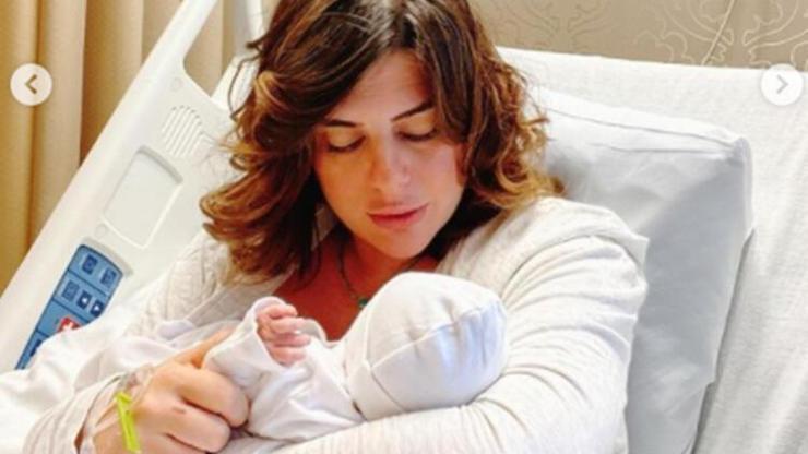 Ayça Erturan anne oldu İşte bebeğinin ilk fotoğrafı