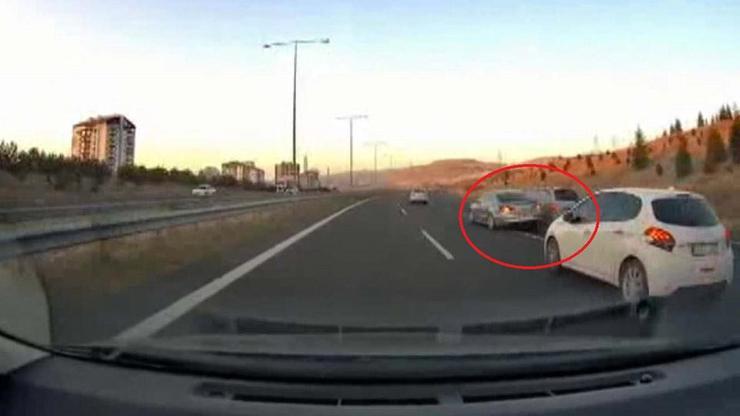 Ankarada makas kazası araç kamerasında