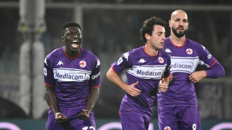 Fiorentina Milanın dönüşüne izin vermedi