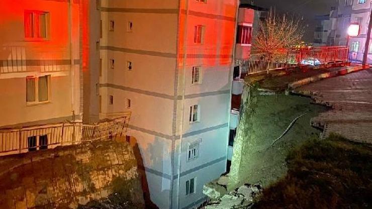 İstinat duvarı çöktü: 88 daire boşaltıldı