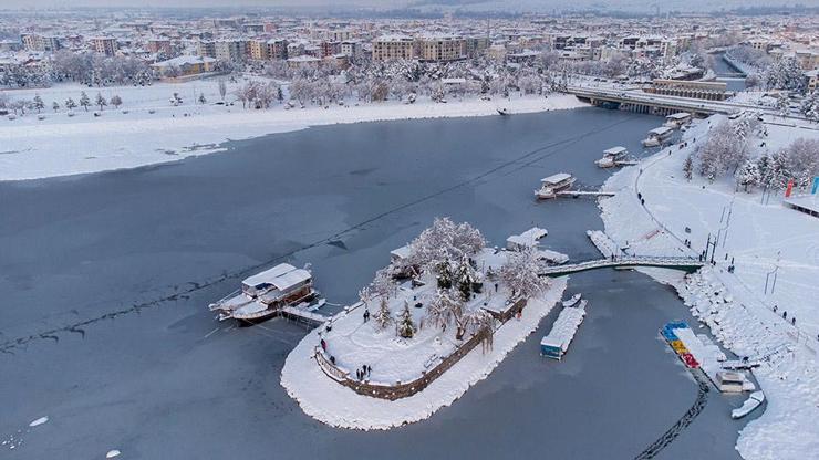 Beyşehir Gölü bugün çok mutlu