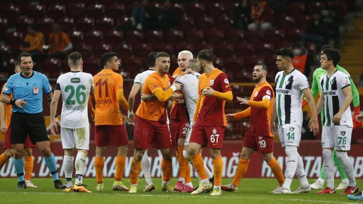 Denizlispor penaltılarda Galatasarayı eledi