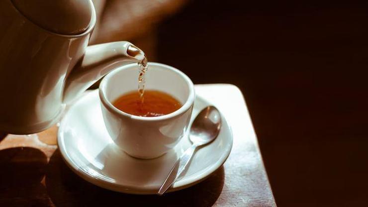 Çay demlerken yapılan bu hatalar sağlığa zarar veriyor